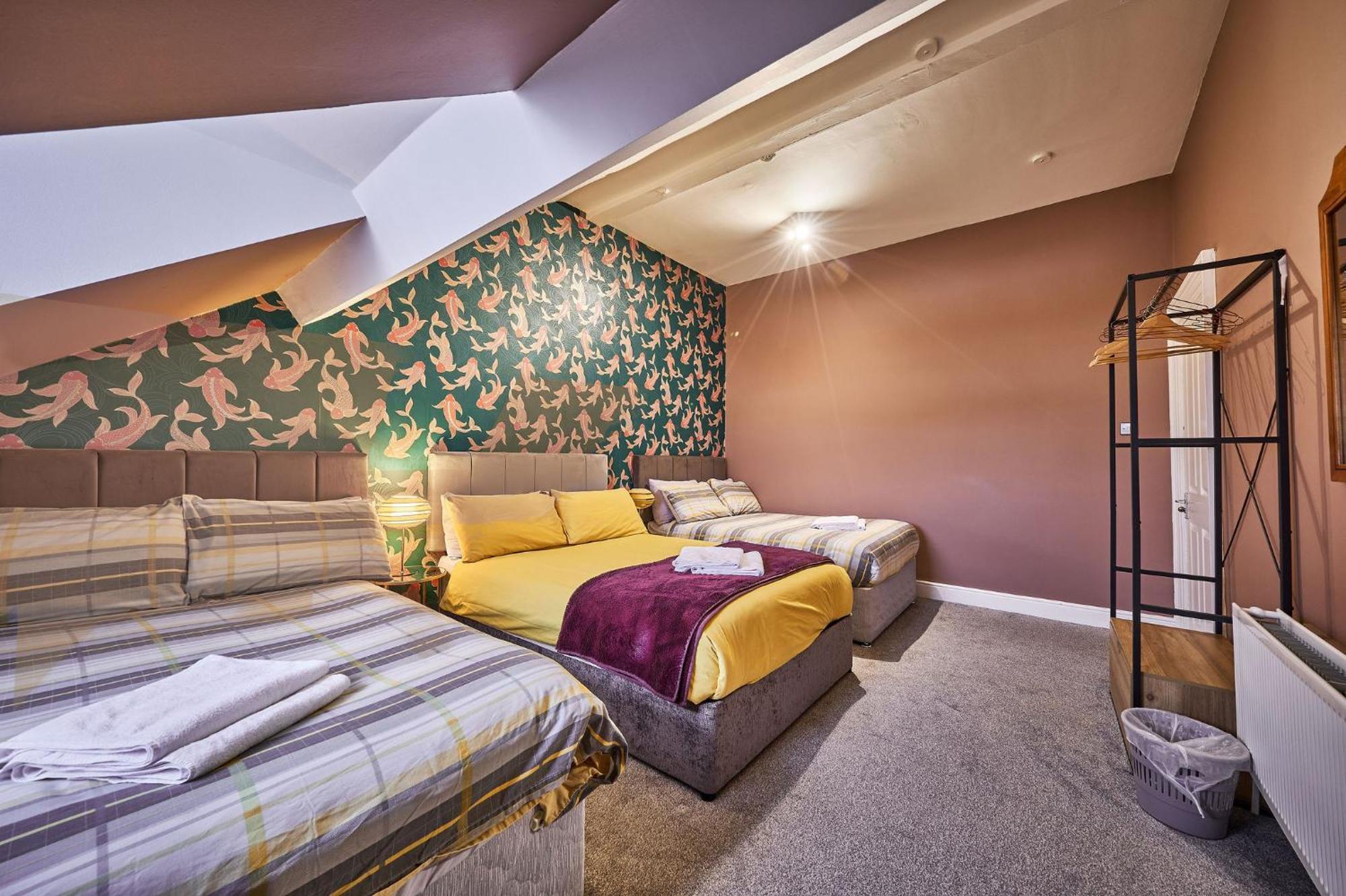 22 The Square Hotel Londonderry ภายนอก รูปภาพ
